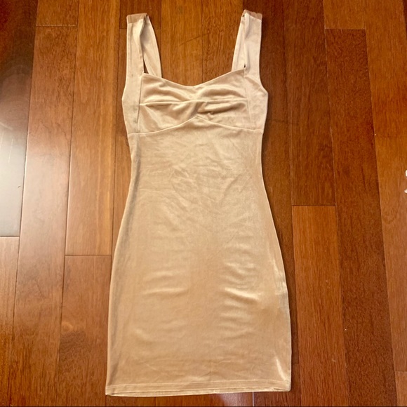 🆕 Forever 21 | Blush Pink Velvet Bodycon Dress S - Picture 1 of 5